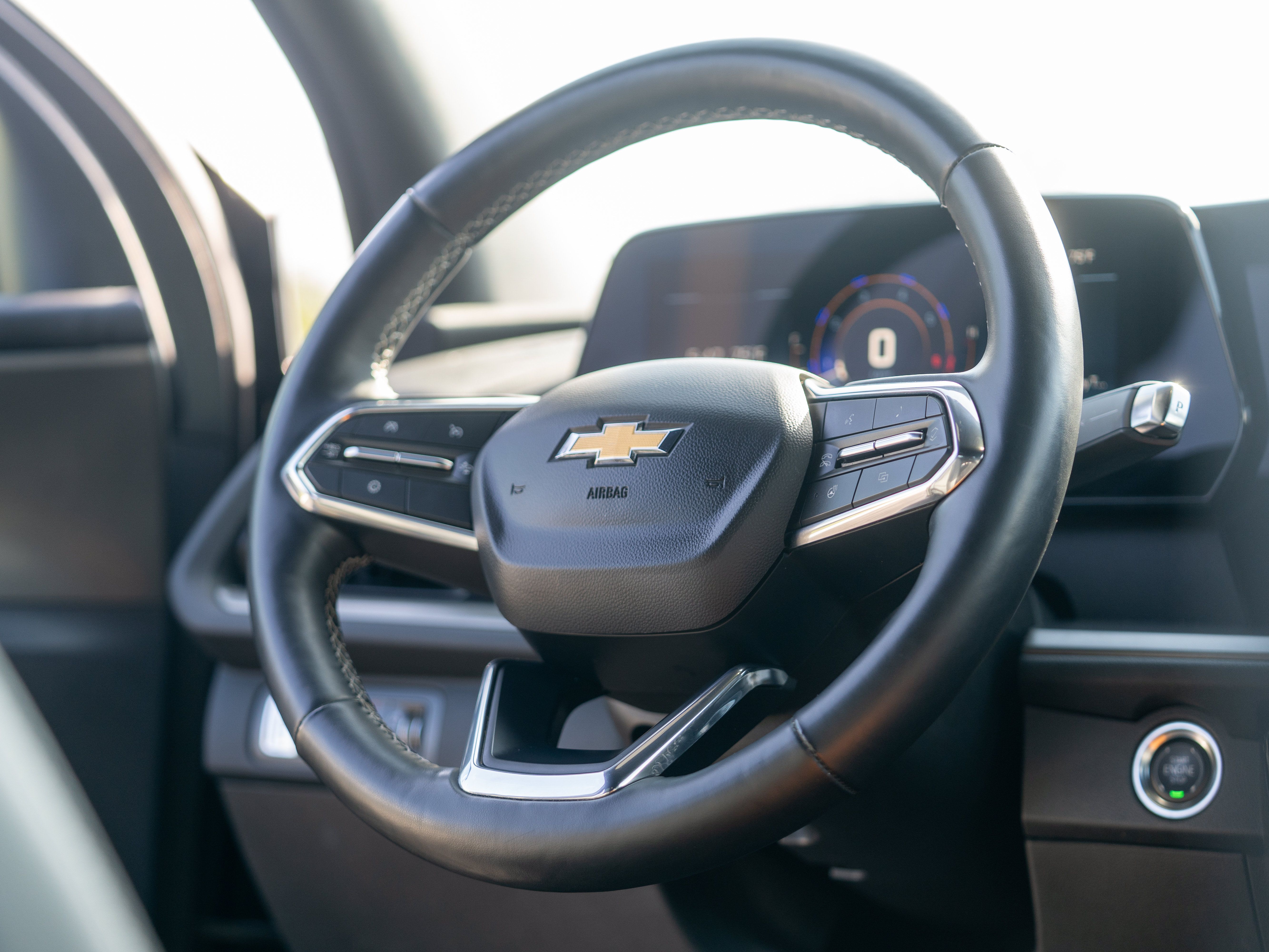 Used 2025 Chevrolet Traverse LT AWD/4WD image 20