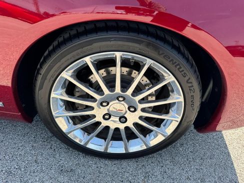 Used 2007 Chevrolet Corvette Coupe w/ Preferred Equipment Group RWD image 7
