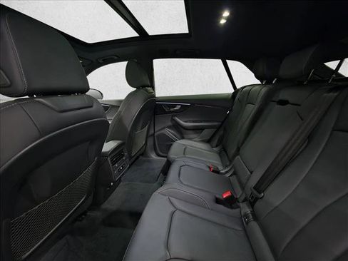 New 2026 Audi Q8 Premium image 16