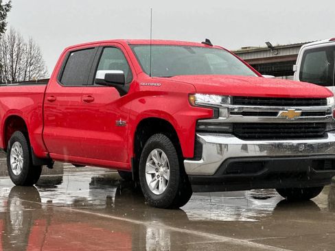Used 2020 Chevrolet Silverado 1500 LT w/ Texas Edition image 10