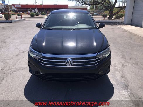 Used 2019 Volkswagen Jetta S image 3