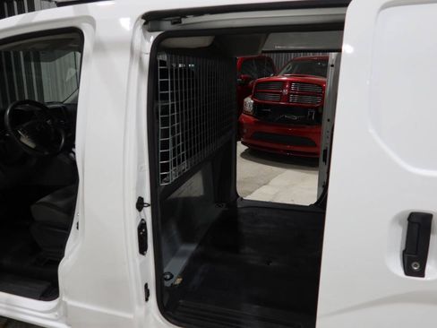 Used 2020 Nissan NV200 SV FWD image 19