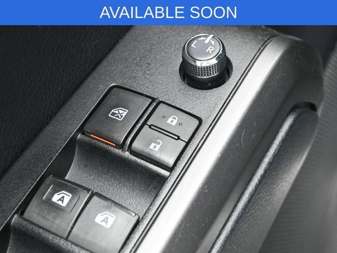 Used 2016 Toyota Tacoma TRD Off-Road w/ Premium & Technology Package AWD/4WD image 11