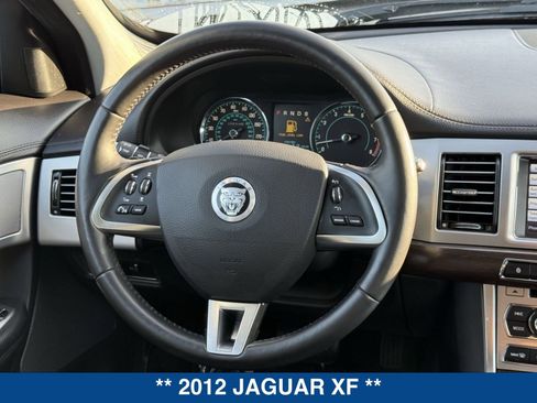 Used 2012 Jaguar XF image 15