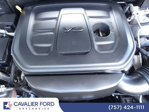 Used 2019 Jeep Grand Cherokee Laredo RWD image 32