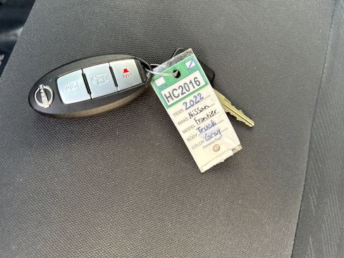 Used 2022 Nissan Frontier S image 29