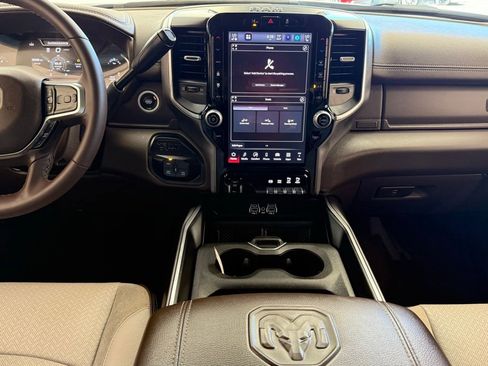 Used 2025 RAM 3500 Laramie image 28