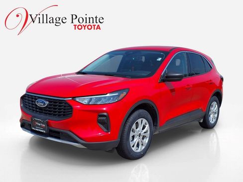 Used 2024 Ford Escape Active AWD/4WD image 1