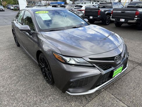 Used 2021 Toyota Camry XSE w/ Navigation Package AWD/4WD image 7
