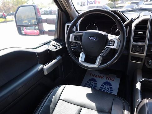 Used 2020 Ford F250 Lariat w/ Lariat Ultimate Package AWD/4WD image 22