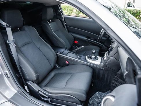 Used 2008 Nissan 350Z Enthusiast w/ Cargo Convenience Pkg image 59