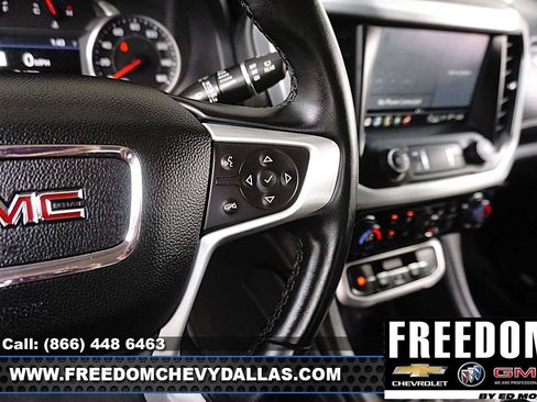 Used 2023 GMC Acadia SLT w/ Preferred Package image 24