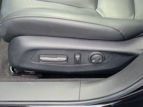 Used 2025 Honda Accord Touring image 18