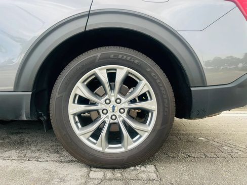Used 2022 Ford Explorer Limited w/ Equipment Group 301A RWD image 16