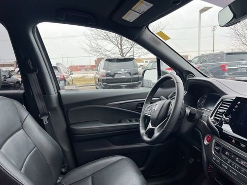Used 2023 Honda Passport EX-L image 38