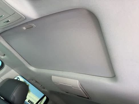 Used 2019 GMC Yukon SLT w/ Open Road Package image 24