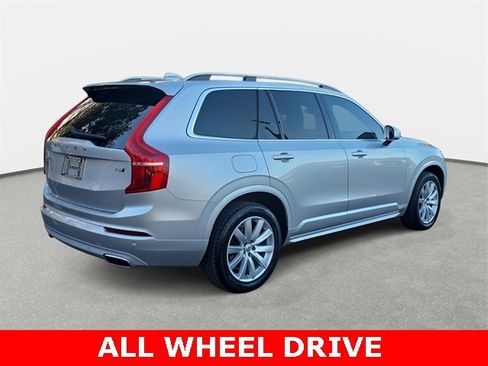 Used 2019 Volvo XC90 T6 Momentum image 5