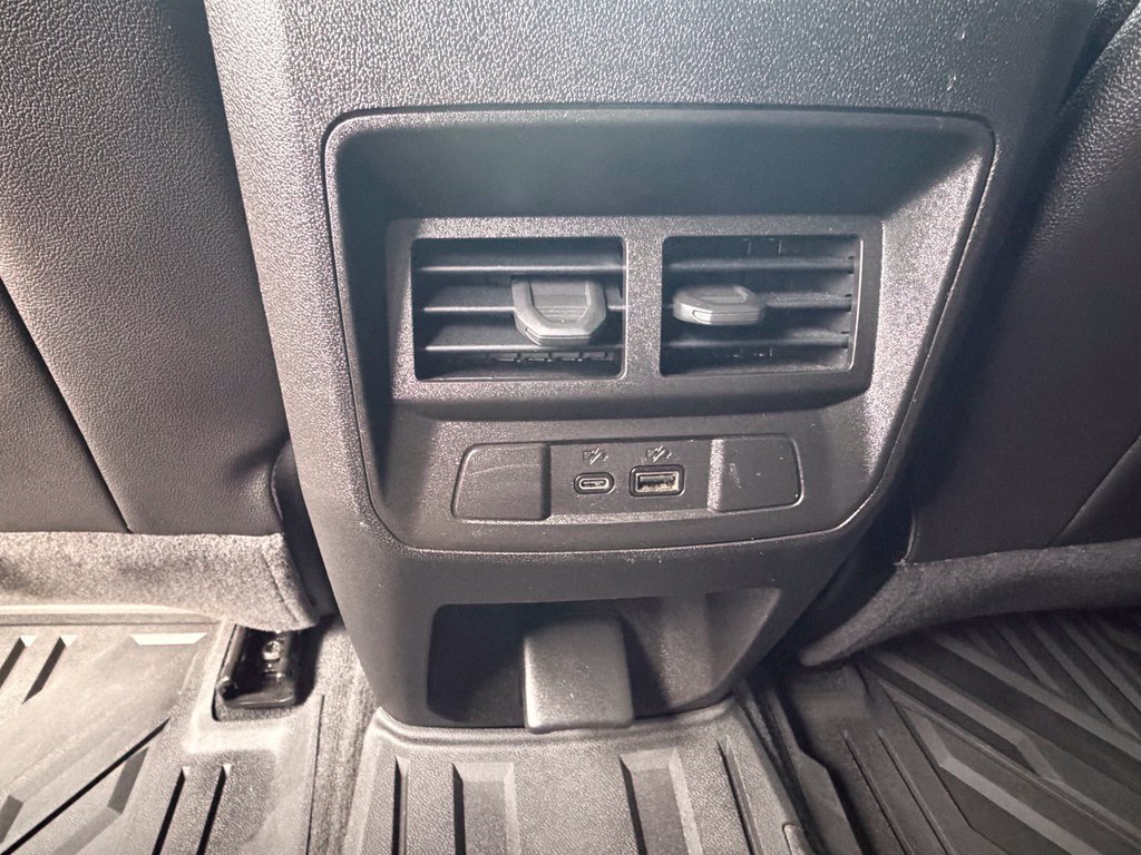 Used 2023 Chevrolet Colorado ZR2 w/ ZR2 Convenience Package III AWD/4WD image 27
