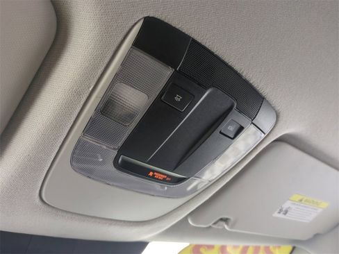 Used 2022 Kia Seltos LX image 21