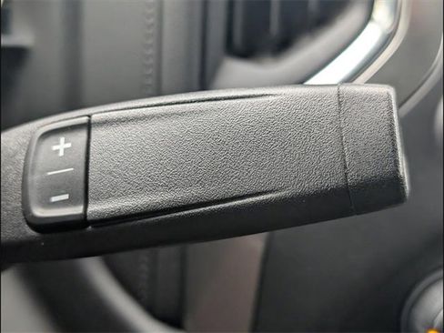 Used 2020 Chevrolet Silverado 1500 RST w/ RST Value Package image 13