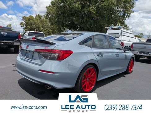 Used 2024 Honda Civic Si image 3