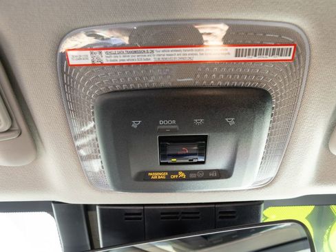 Used 2026 Toyota Prius Plug-In Hybrid FWD image 23