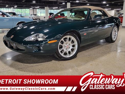 Used 2000 Jaguar XK8 Convertible RWD image 1