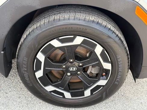 Used 2024 Hyundai Santa Fe SEL FWD image 10