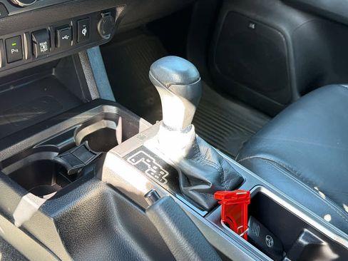 Used 2021 Toyota Tacoma TRD Sport w/ TRD Premium Sport Package image 12