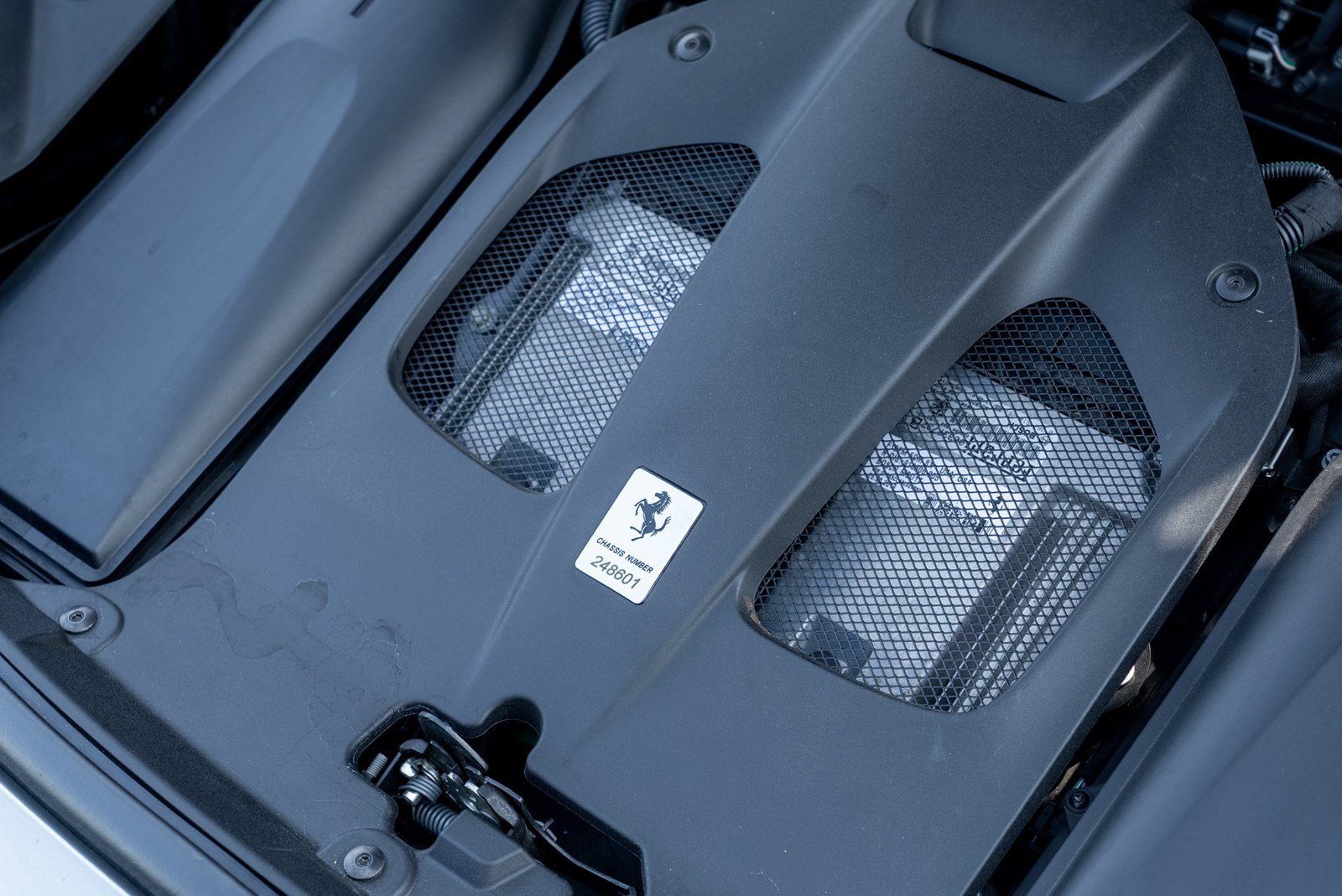 Used 2020 Ferrari 812 Superfast RWD image 23