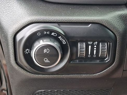 Used 2021 Jeep Gladiator Sport AWD/4WD image 24