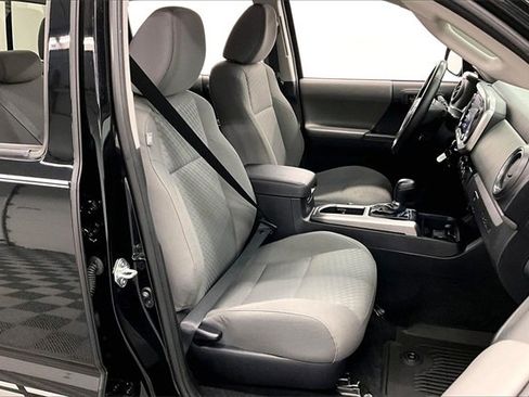 Used 2021 Toyota Tacoma SR5 image 7