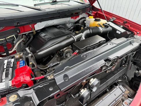 Used 2014 Ford F150 XLT w/ XLT Chrome Package RWD image 16
