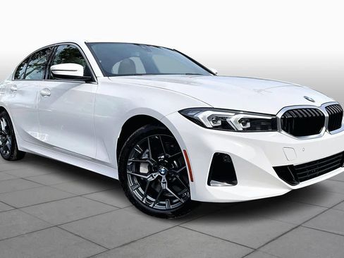 Used 2025 BMW 330i Sedan w/ Premium Package image 2