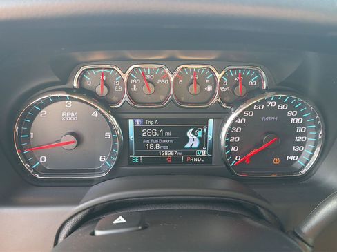 Used 2020 Chevrolet Suburban LT w/ Texas Edition Package RWD image 26