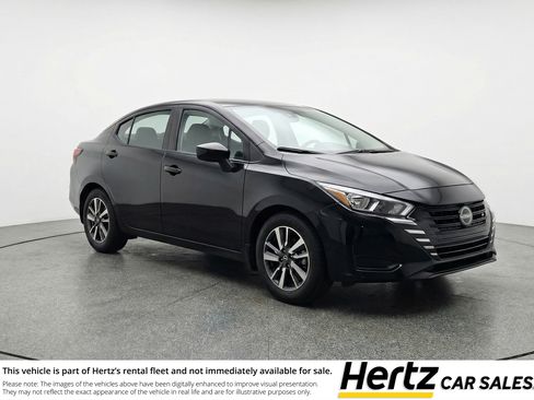 Used 2025 Nissan Versa SV image 1