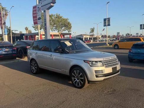 Used 2014 Land Rover Range Rover Long Wheelbase Autobiography image 2