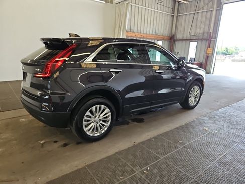 Used 2024 Cadillac XT4 Luxury FWD image 4