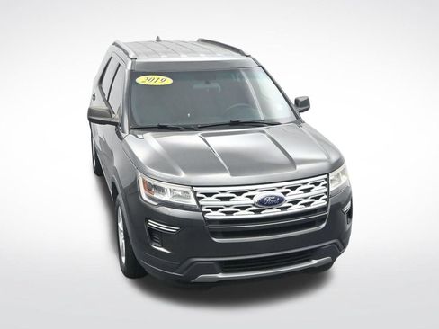 Used 2019 Ford Explorer XLT FWD image 24