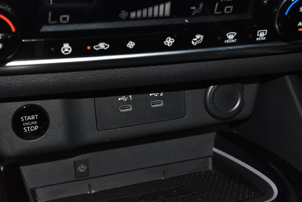 Certified 2026 Nissan Rogue SL AWD/4WD image 12