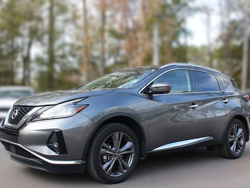 Used 2020 Nissan Murano Platinum image 3