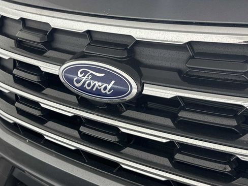 Used 2025 Ford Explorer Active w/ Active Comfort Package AWD/4WD image 13