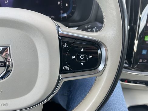 Used 2024 Volvo S60 B5 Core image 23