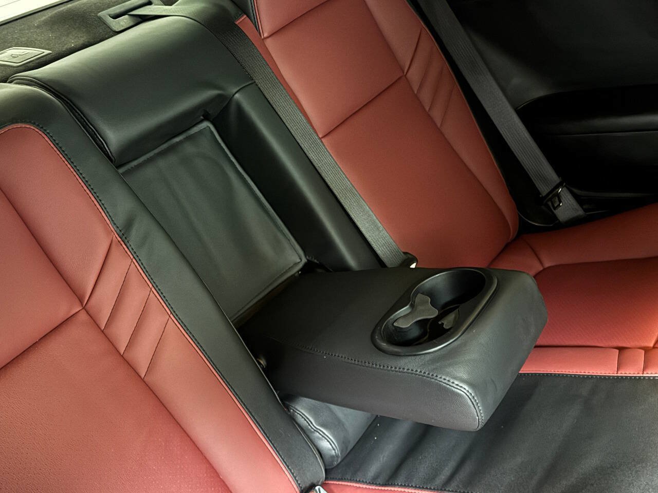 Used 2021 Dodge Challenger SXT RWD image 34
