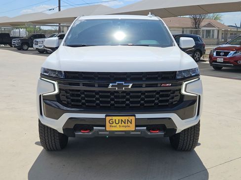 Certified 2024 Chevrolet Tahoe Z71 w/ Luxury Package image 8