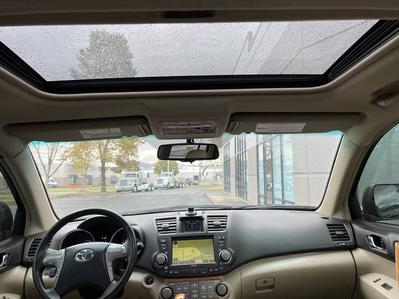 Used 2009 Toyota Highlander Limited AWD/4WD image 18