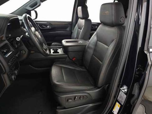 Used 2022 Chevrolet Tahoe High Country image 15