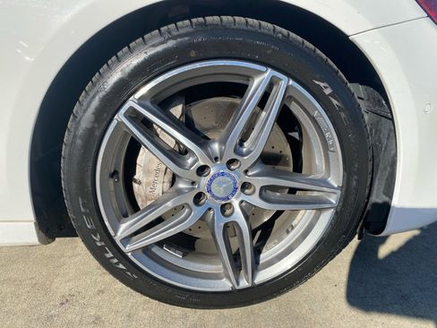 Used 2017 Mercedes-Benz E 300 w/ Premium 1 Package image 27