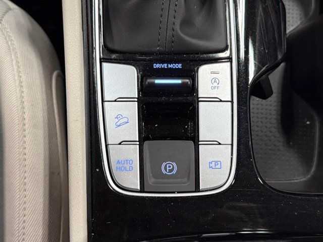 Used 2025 Hyundai Tucson SE FWD image 26