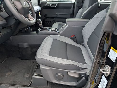 New 2025 Ford Bronco 4-Door AWD/4WD image 8